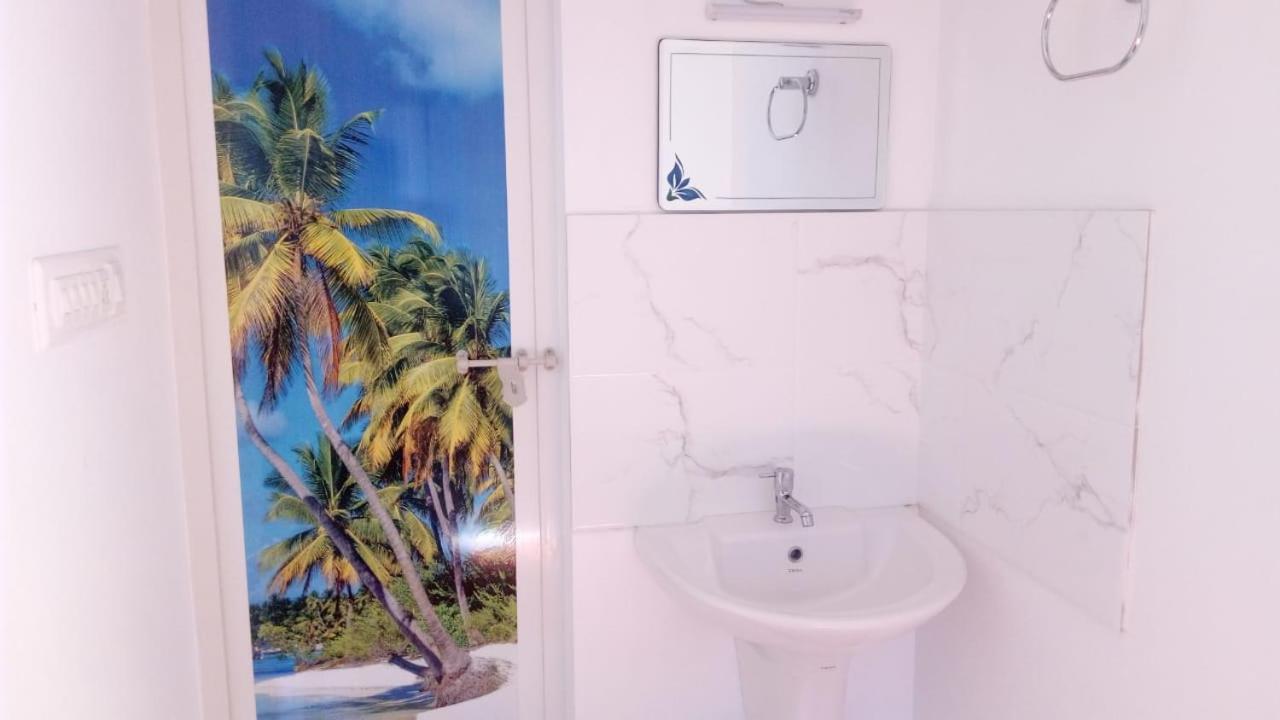 Coconut Garden Apartment Cherai Beach Bagian luar foto