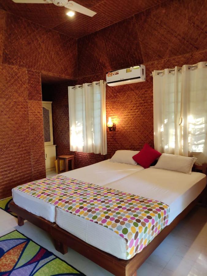 Coconut Garden Apartment Cherai Beach Bagian luar foto