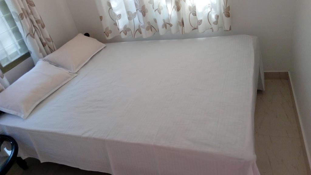 Coconut Garden Apartment Cherai Beach Bagian luar foto