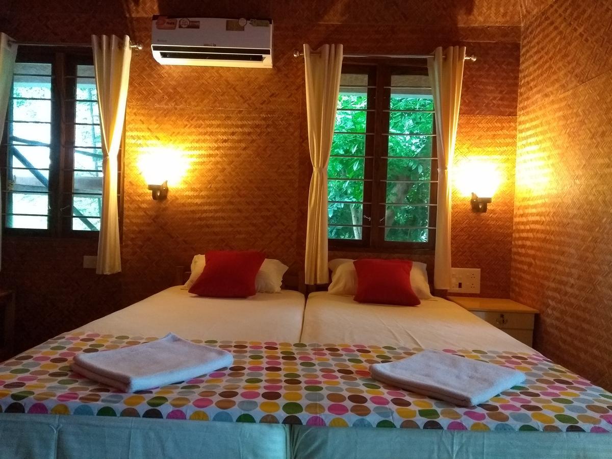 Coconut Garden Apartment Cherai Beach Bagian luar foto