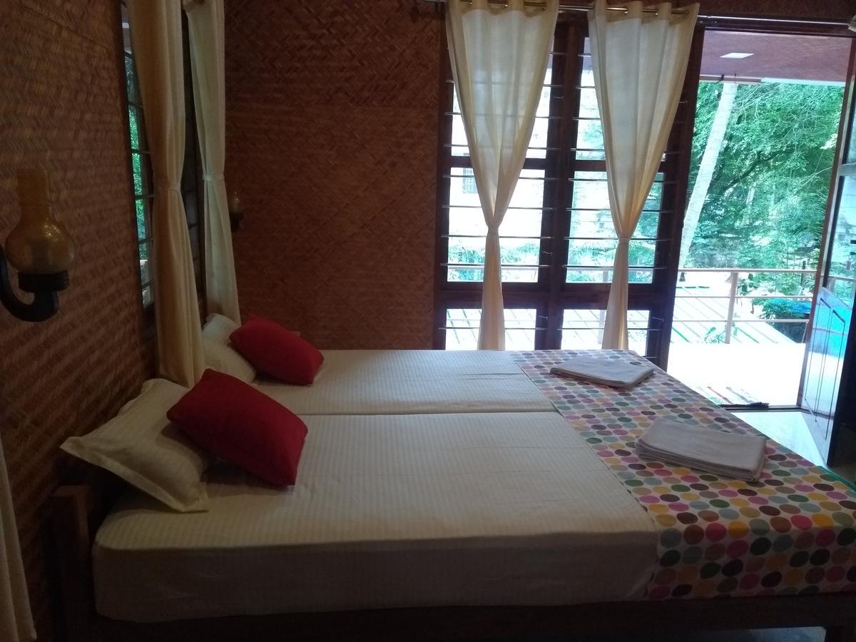 Coconut Garden Apartment Cherai Beach Bagian luar foto